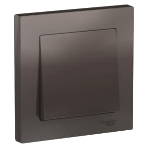 Одноклавишный выключатель в комплекте с рамкой